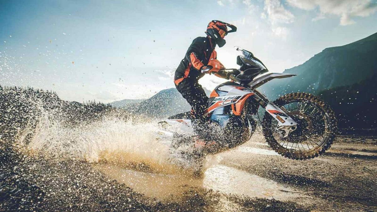 KTM  Adventure R