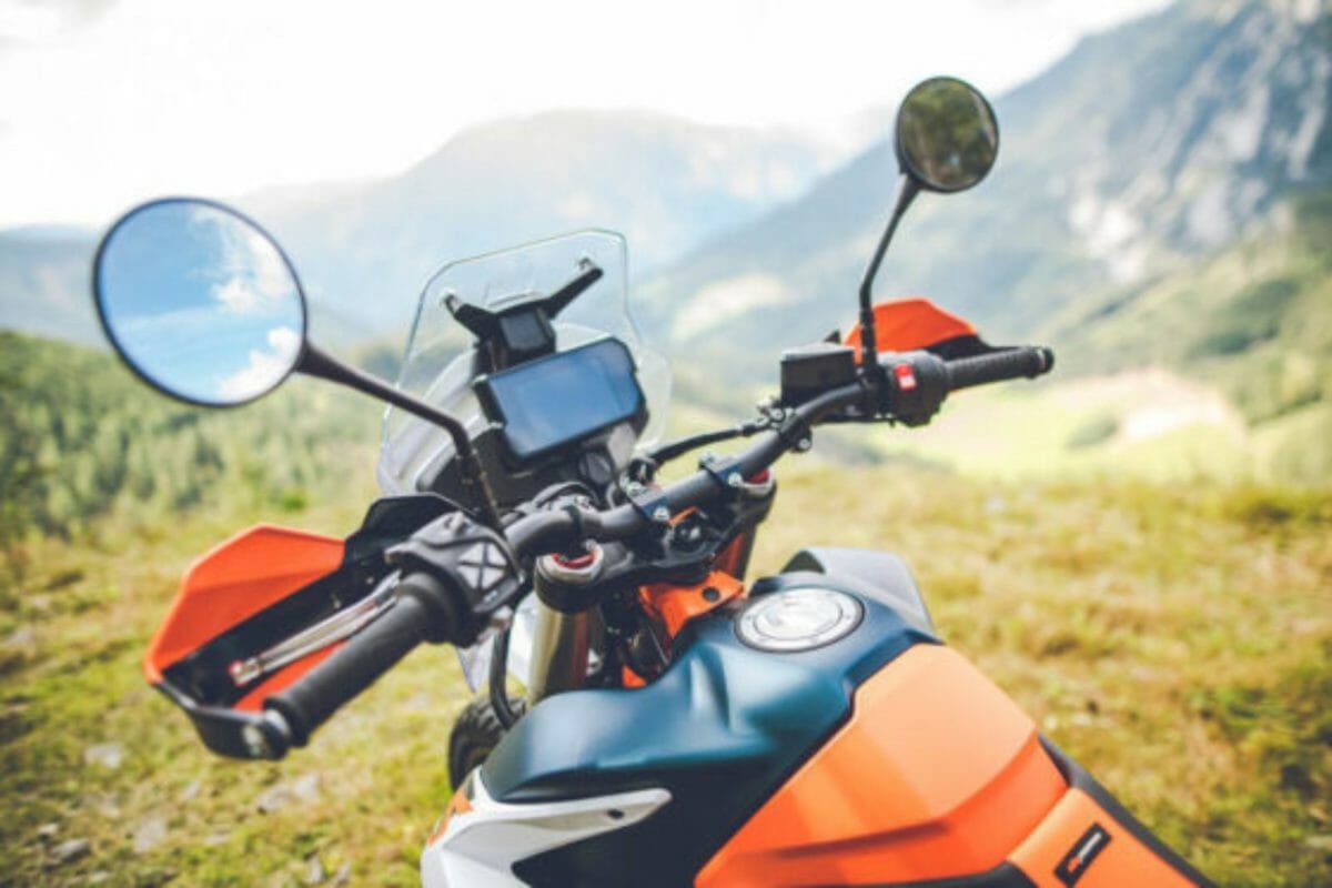 KTM 890 Adventure R (3)