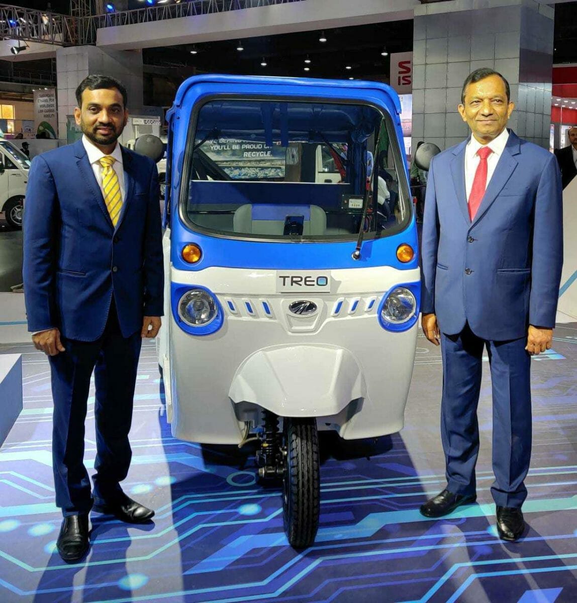 Mahesh Babu & Dr Pawan Goenka at the unveil of all new Mahindra Treo