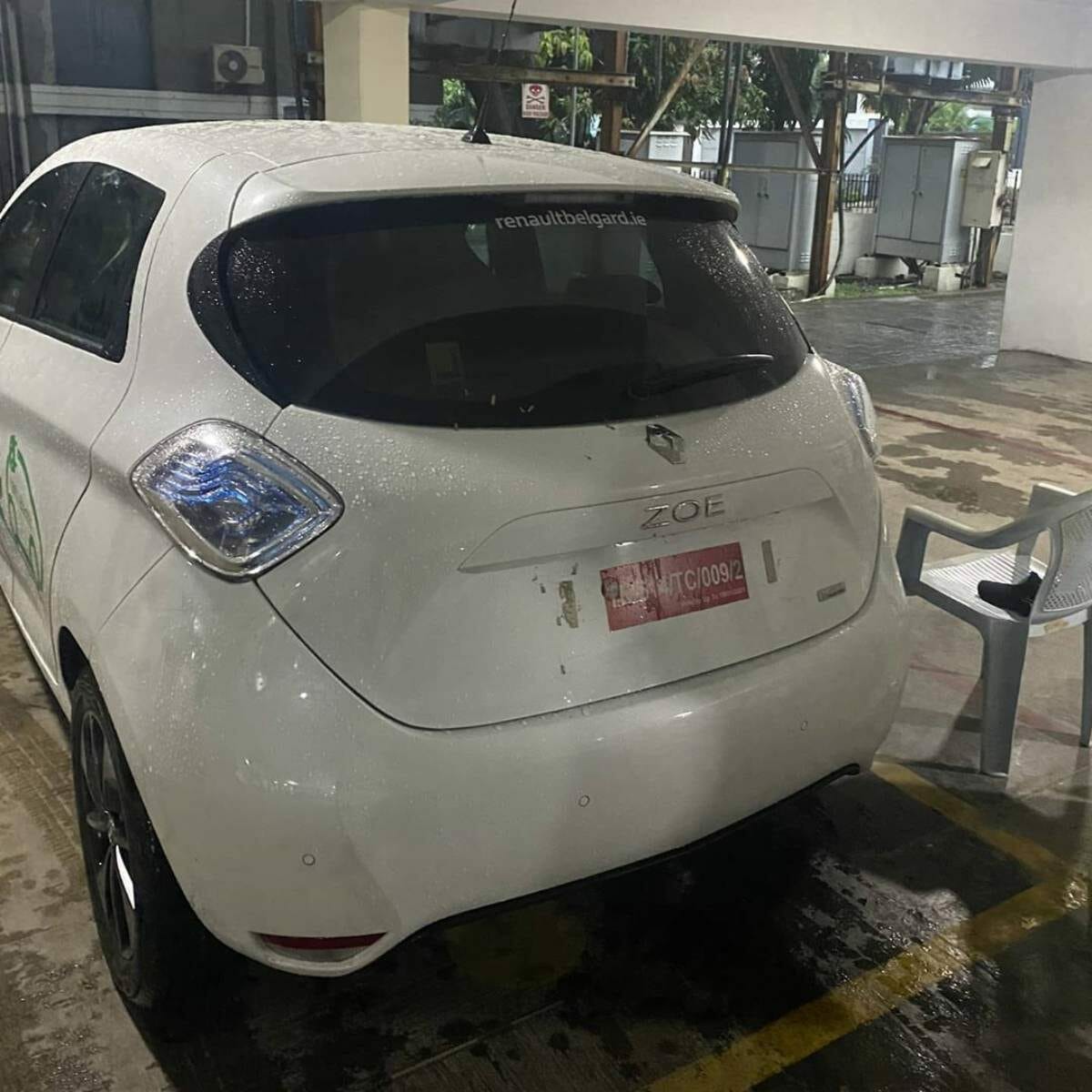 Renault Zoe EV Spied (1)