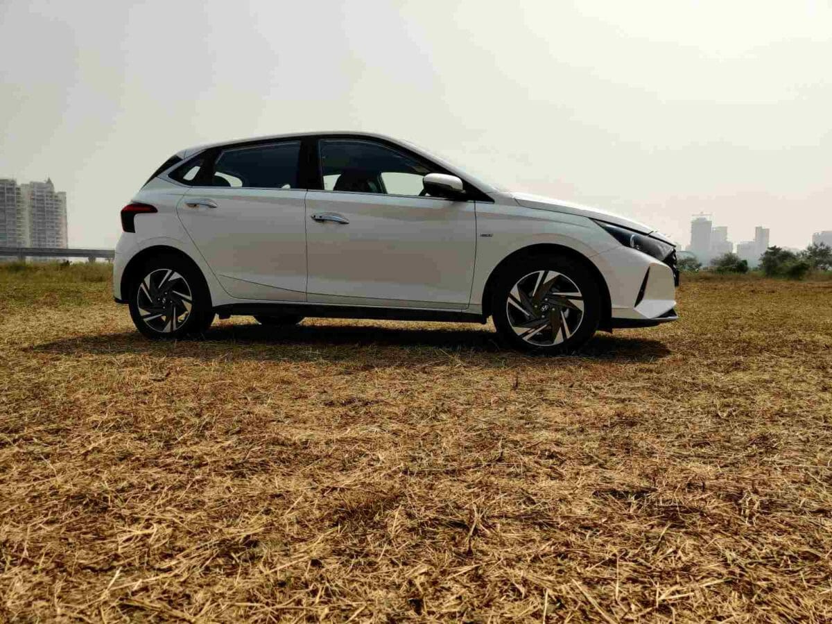 2020 Hyundai i20 review (2)