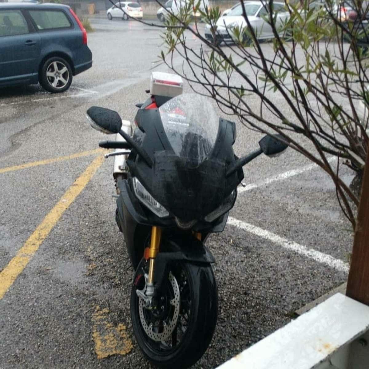 Aprilia RSV spied