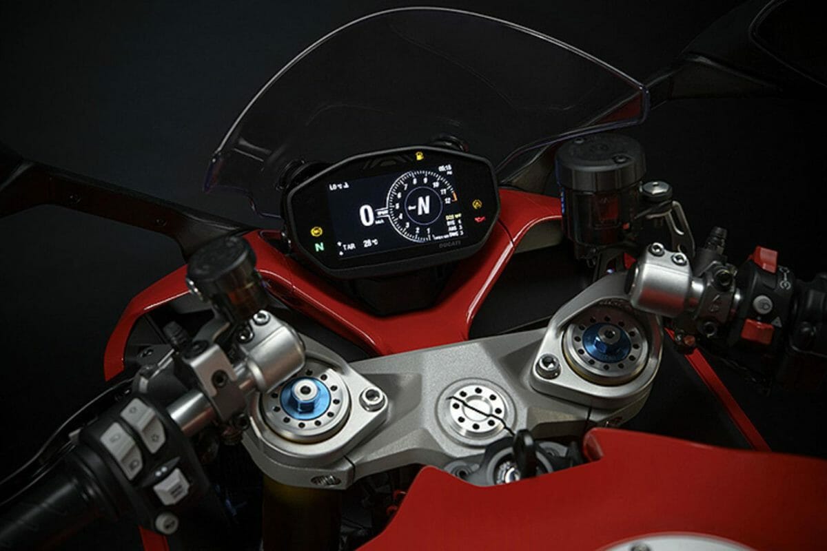 Ducati Supersport 950 (1)