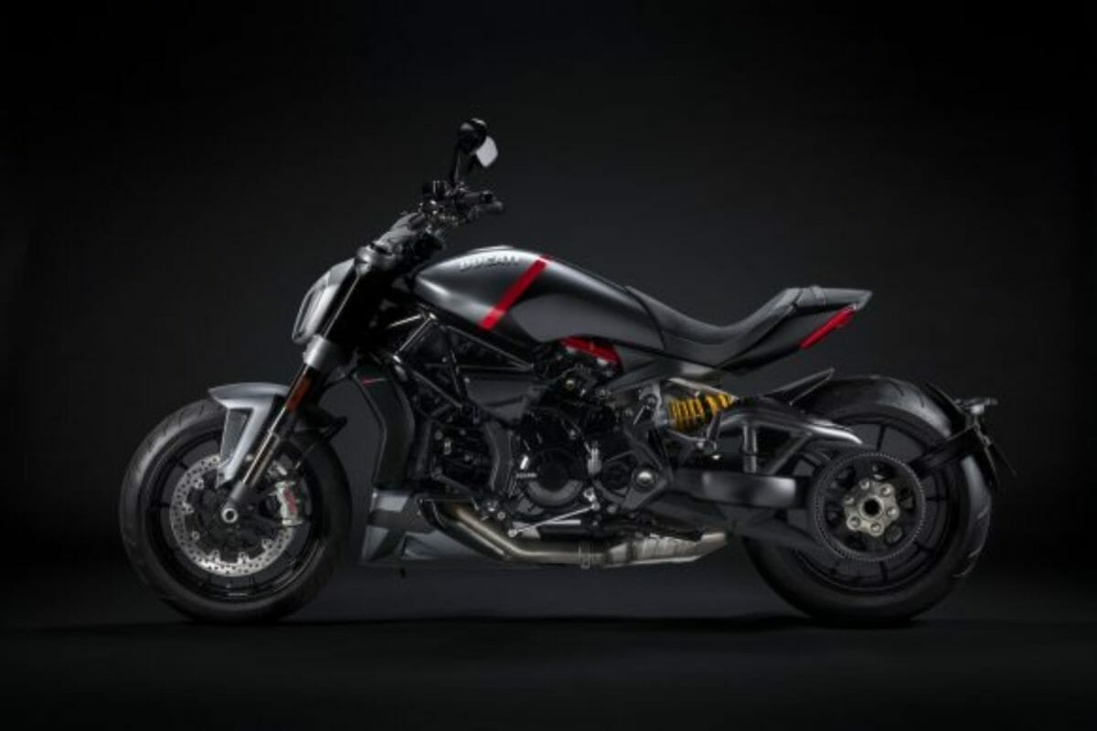 Ducati XDiavel 2021 Black Star (1)