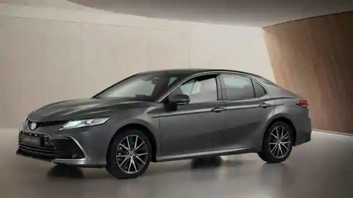 Toyota Camry Hybrid