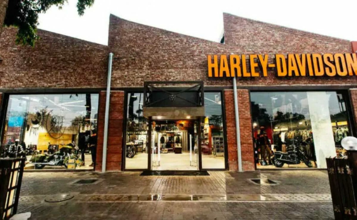 Harley Davidson dealers