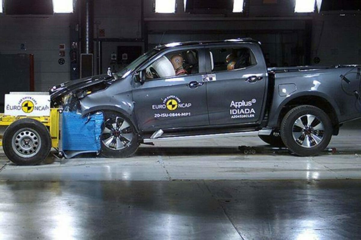 Isuzu D max crash test