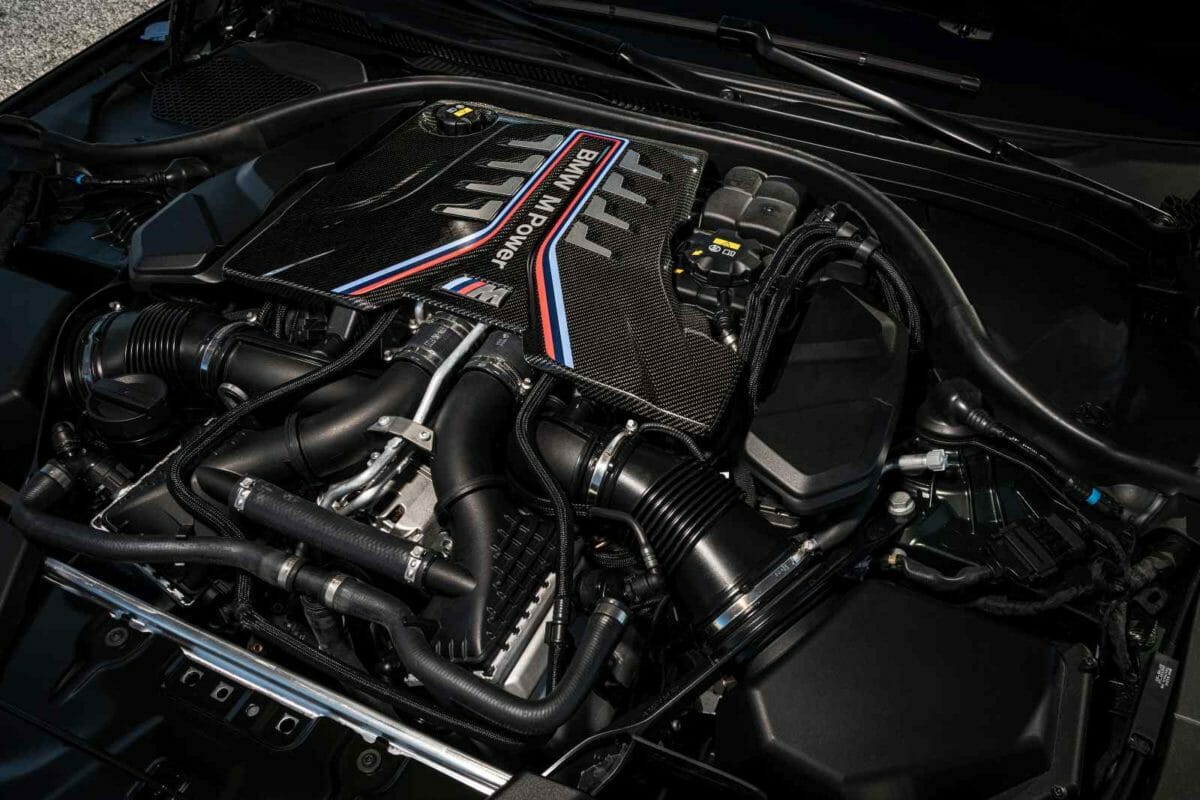 BMW M5 CS (2)