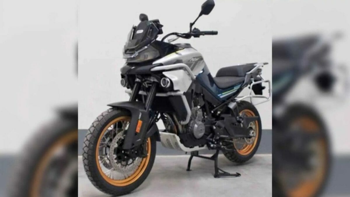 CFMoto MT800 (2)