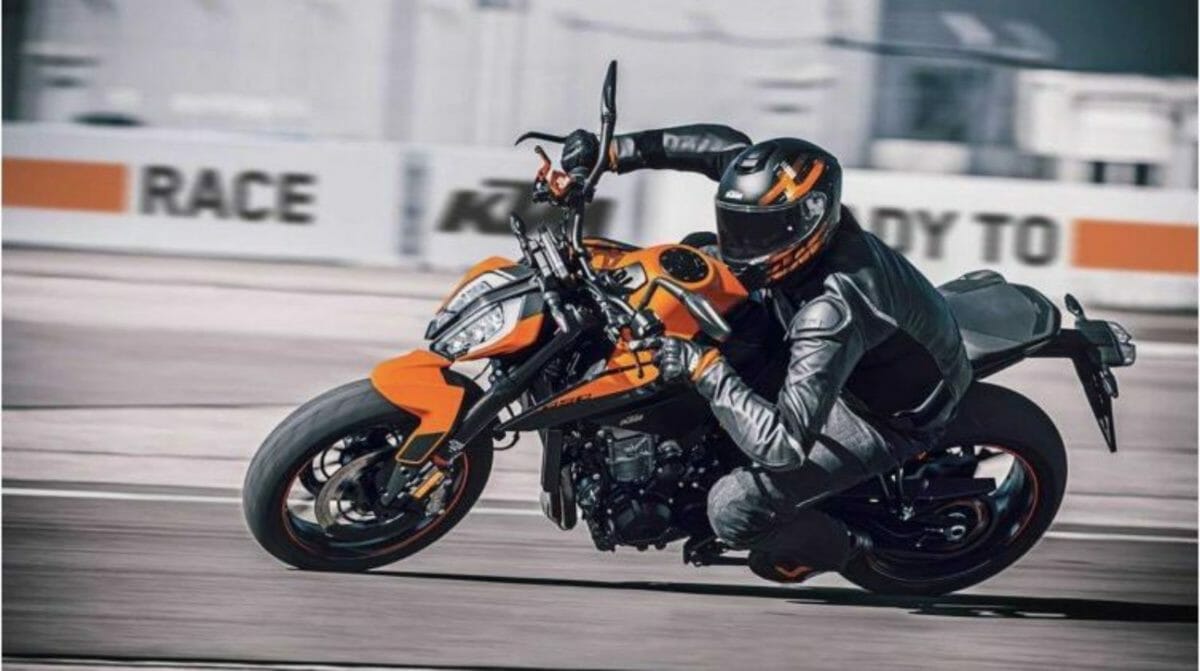 KTM Duke 890