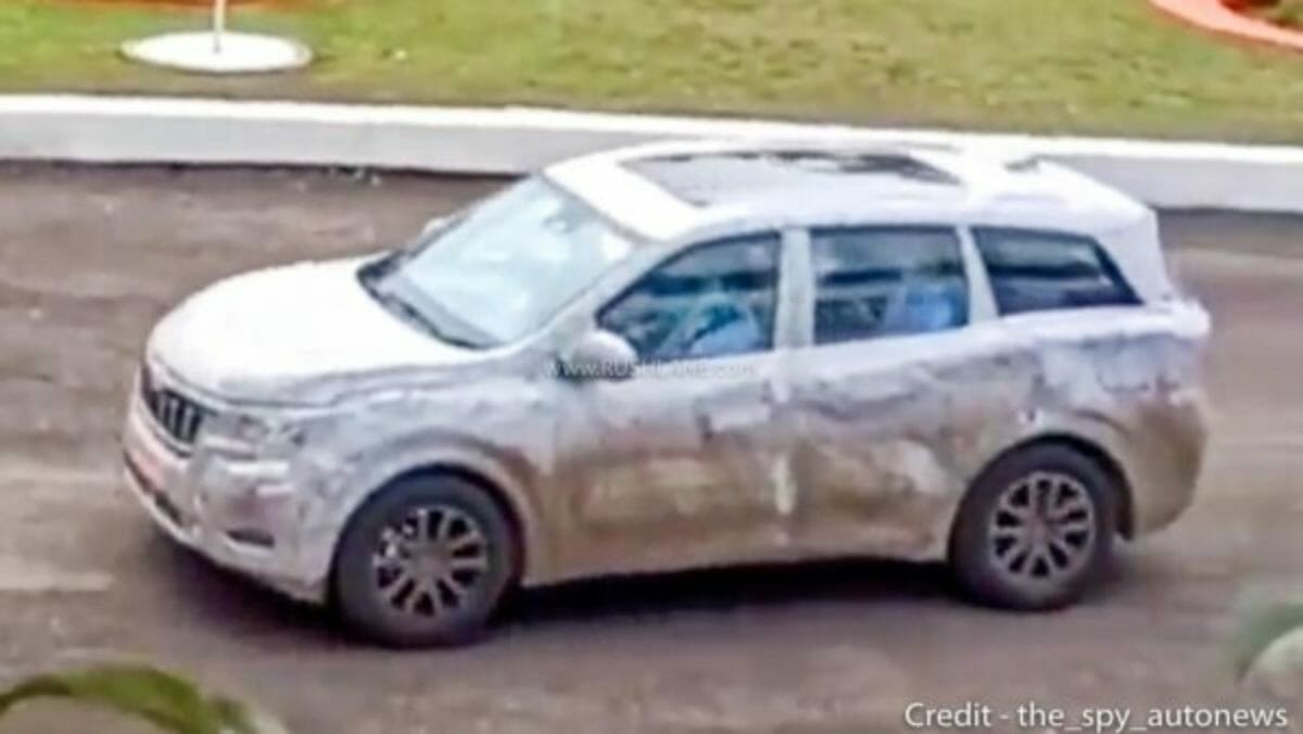 Mahindra XUV500 new spy shots (1)