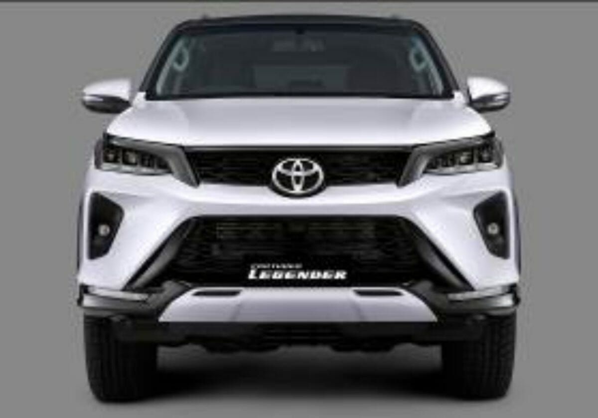 Toyota fortuner legender