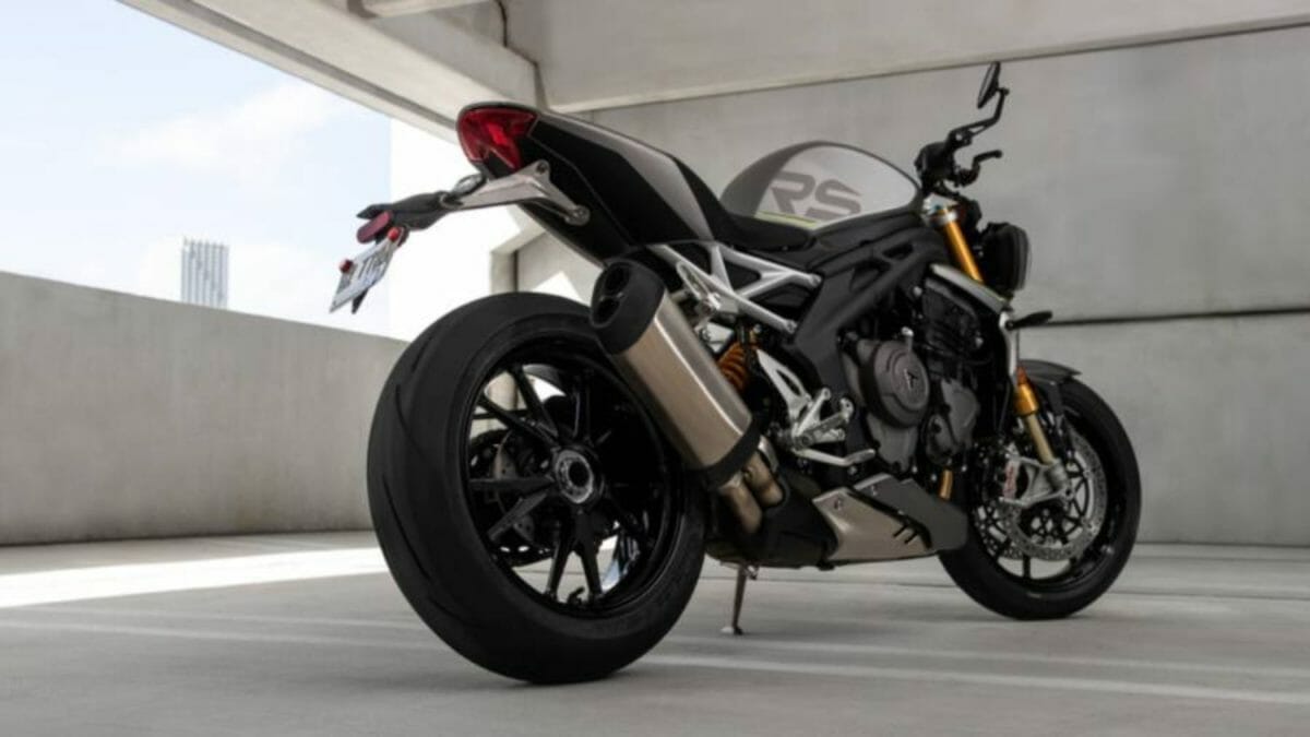 Triumph Speed Triple 1200 RS (2)