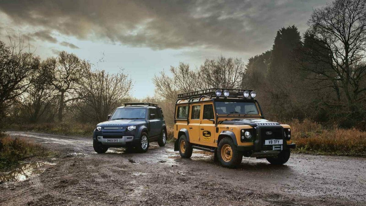 Land Rover Classic_Defender Works V8 Trophy with new Defender