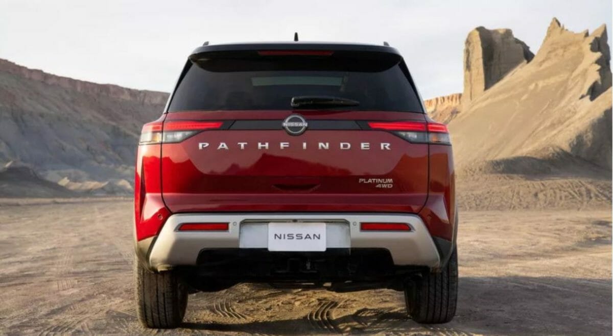 Nissan Pathfinder 2021 rear look