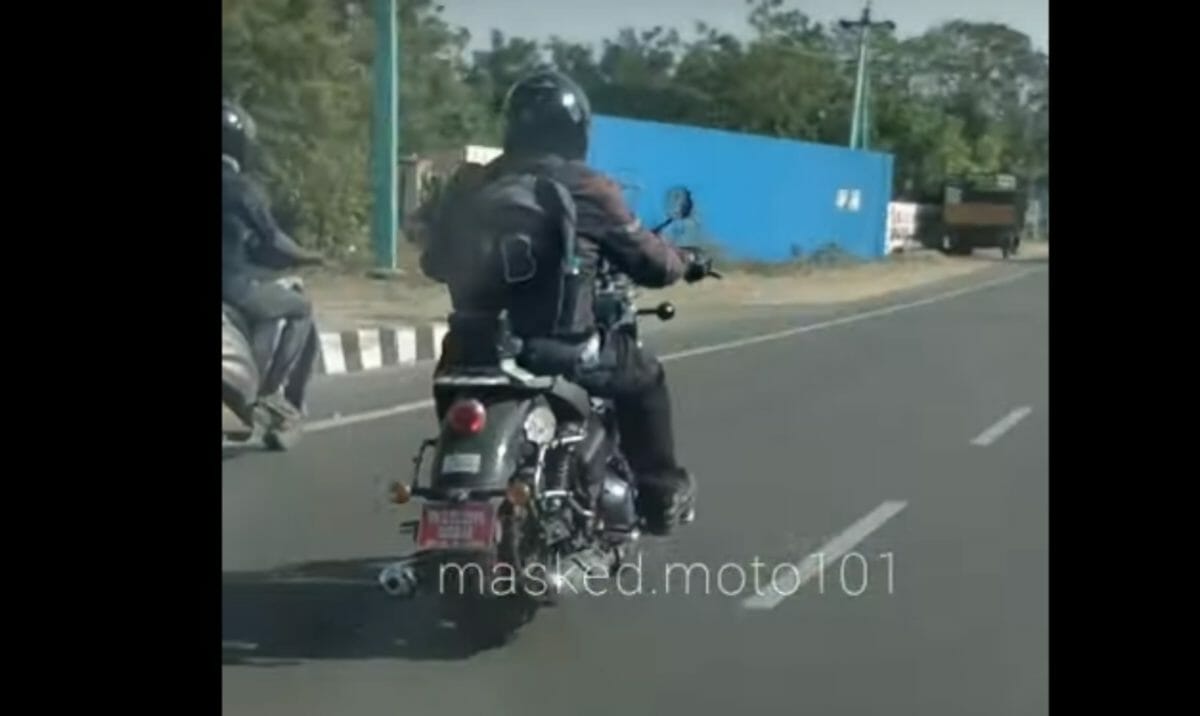 Royal Enfield 650cc cruiser spied (2)