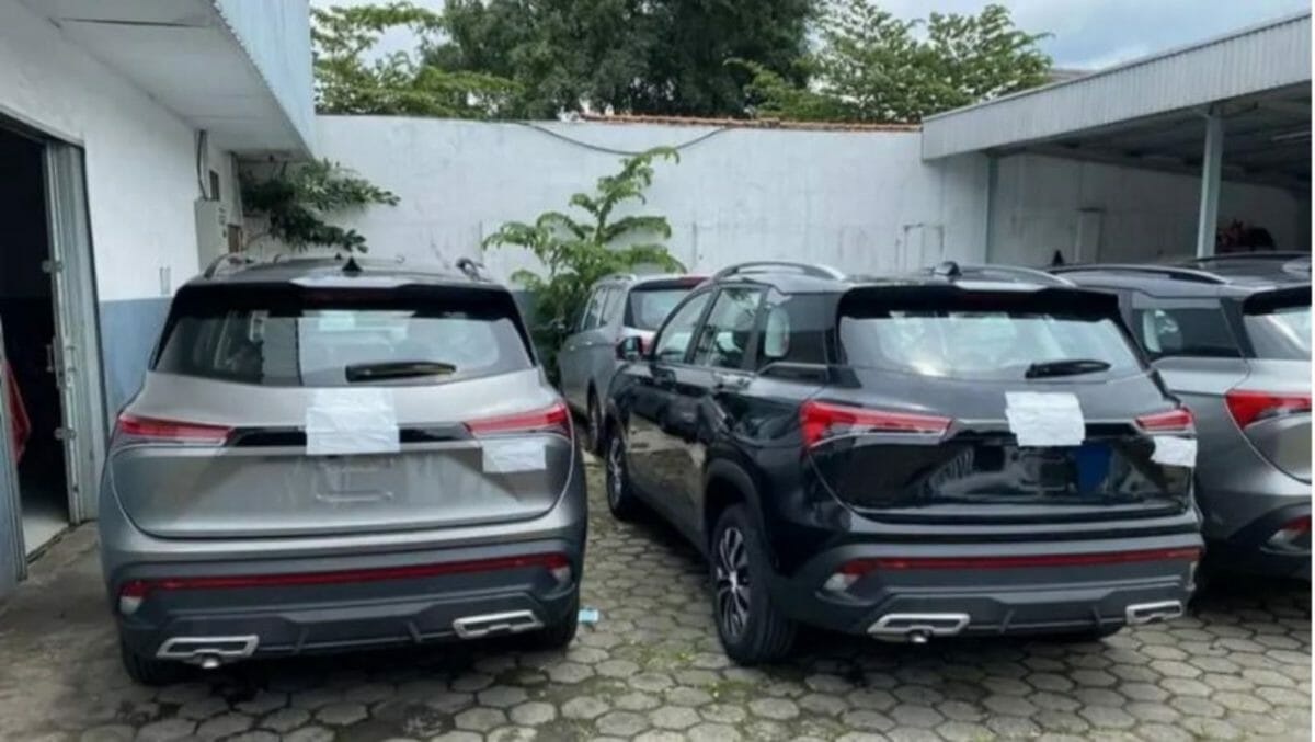 Wuling Almaz rear