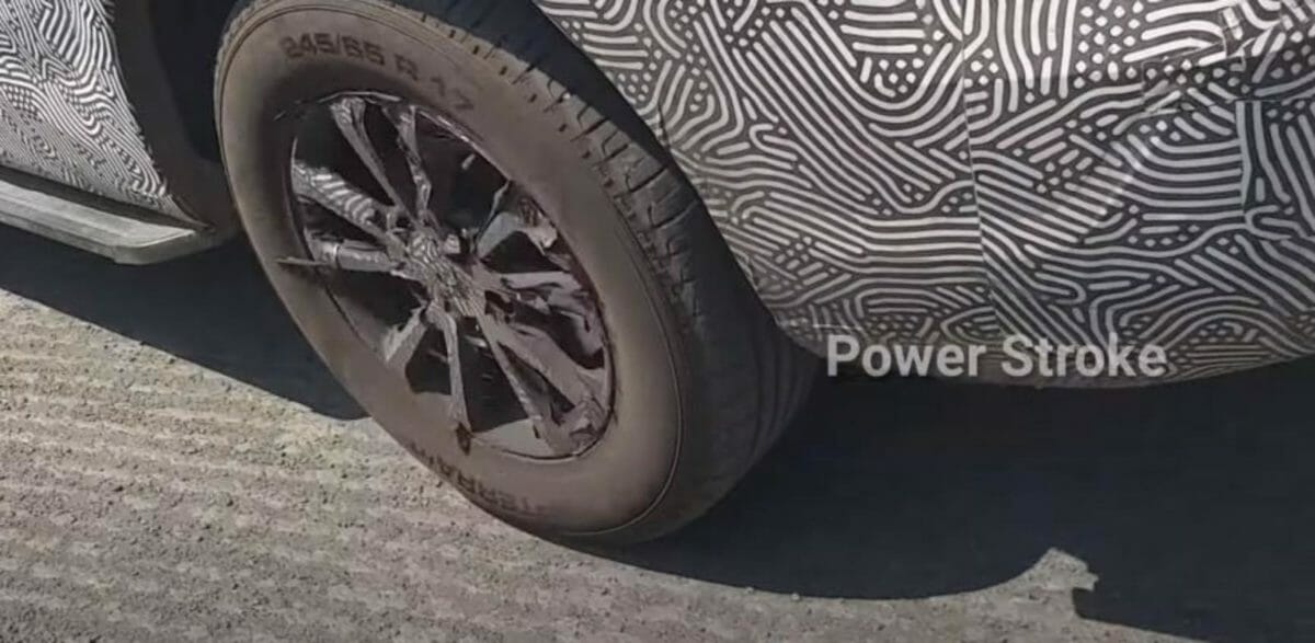 2021 Mahindra Scorpio tyres