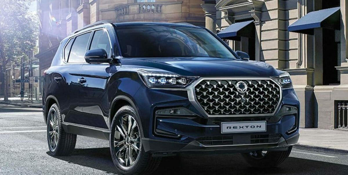 2021 Ssangyong Rexton front 3 quarters