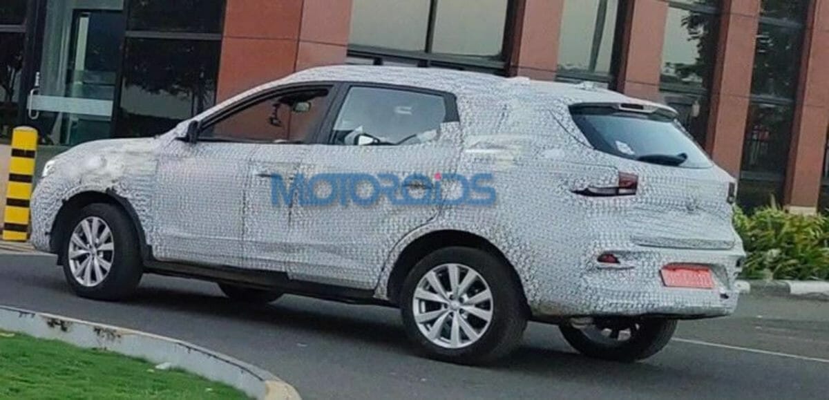 MG ZS Spied (1)