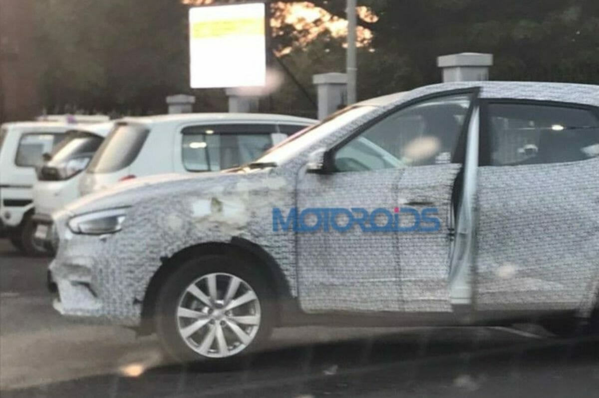 MG ZS Spied (3)