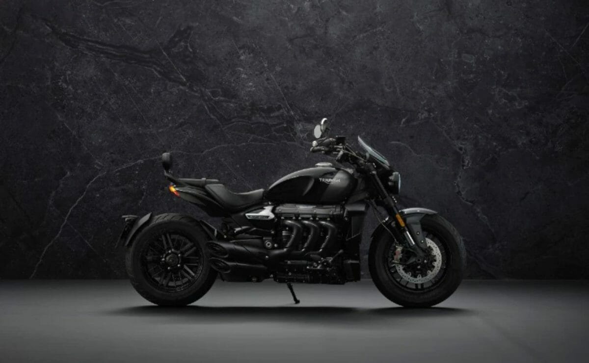 Triumph Rocket 3 Black edition (1)