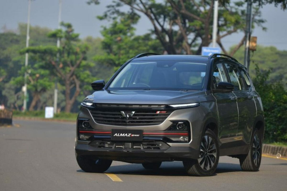 WUling Almaz RS (1)