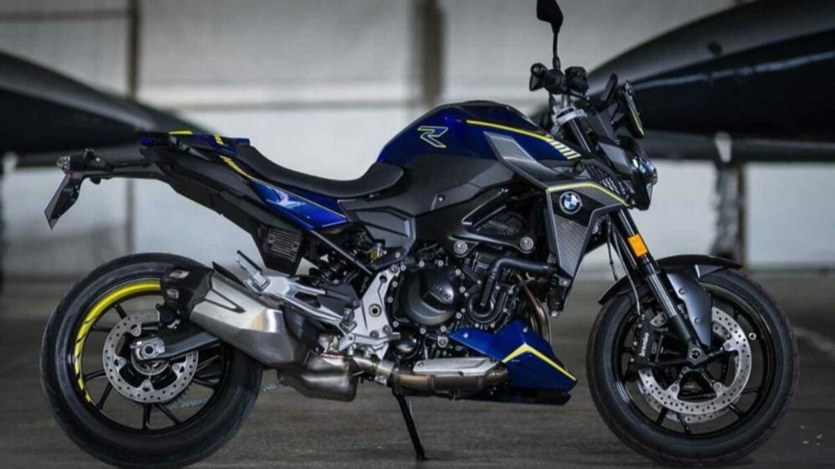 BMW F 900 R Force edition