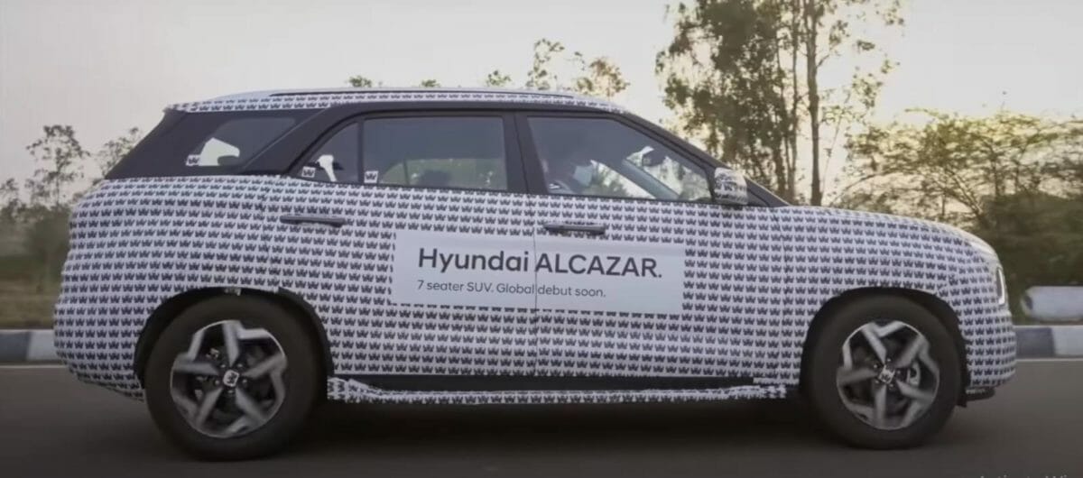 Hyundai alcazar teased again (1)