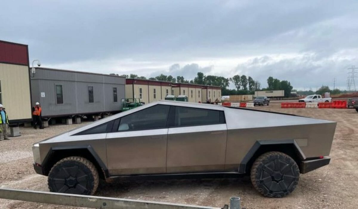 Tesla cybertruck