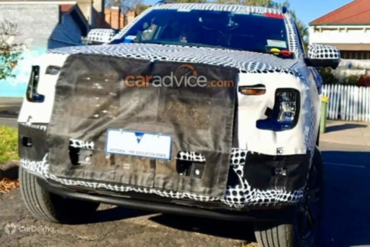 2022 Ford Endeavor_Everest spied (2)