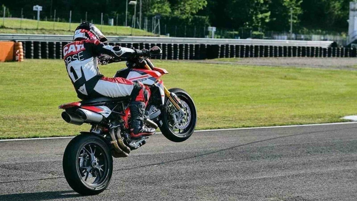 Ducati Hypermotard 950 2022 (3)