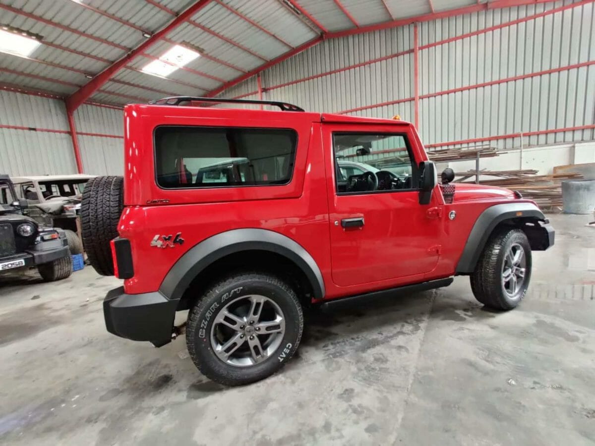 Azad 4×4 Mahindra thar hardtop