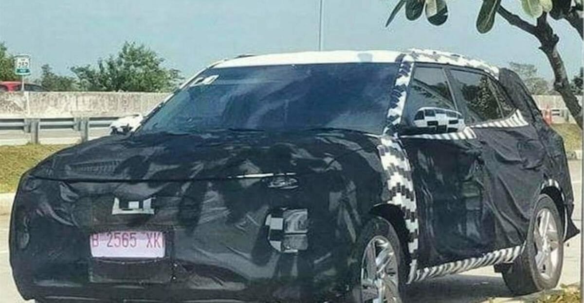 Hyundai Creta Facelift spied