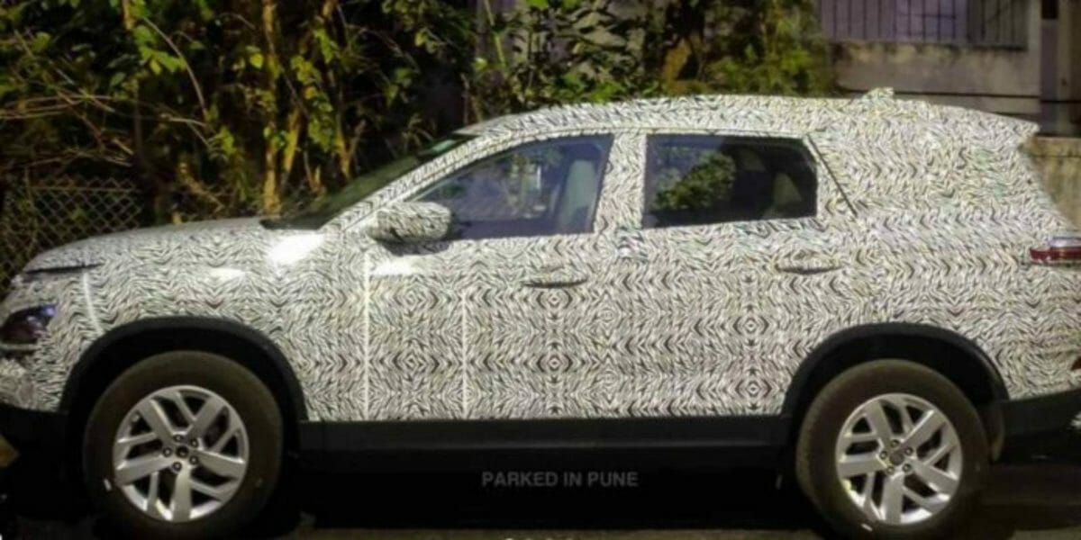 Tata safari spied again