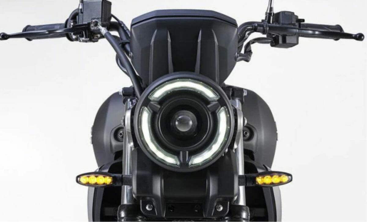 Yamaha FZ X accessories (4)