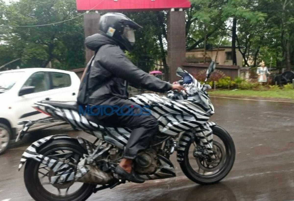 Bajaj Pulsar 250F spied