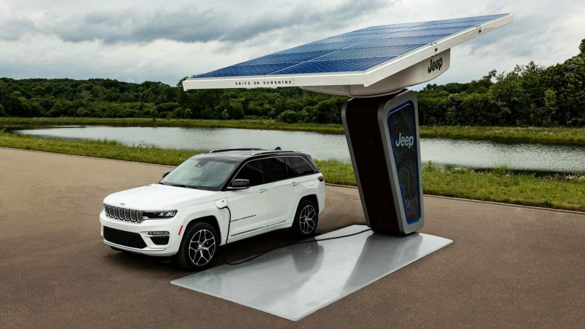 Electrified Jeep Grand Cherokee 4xe