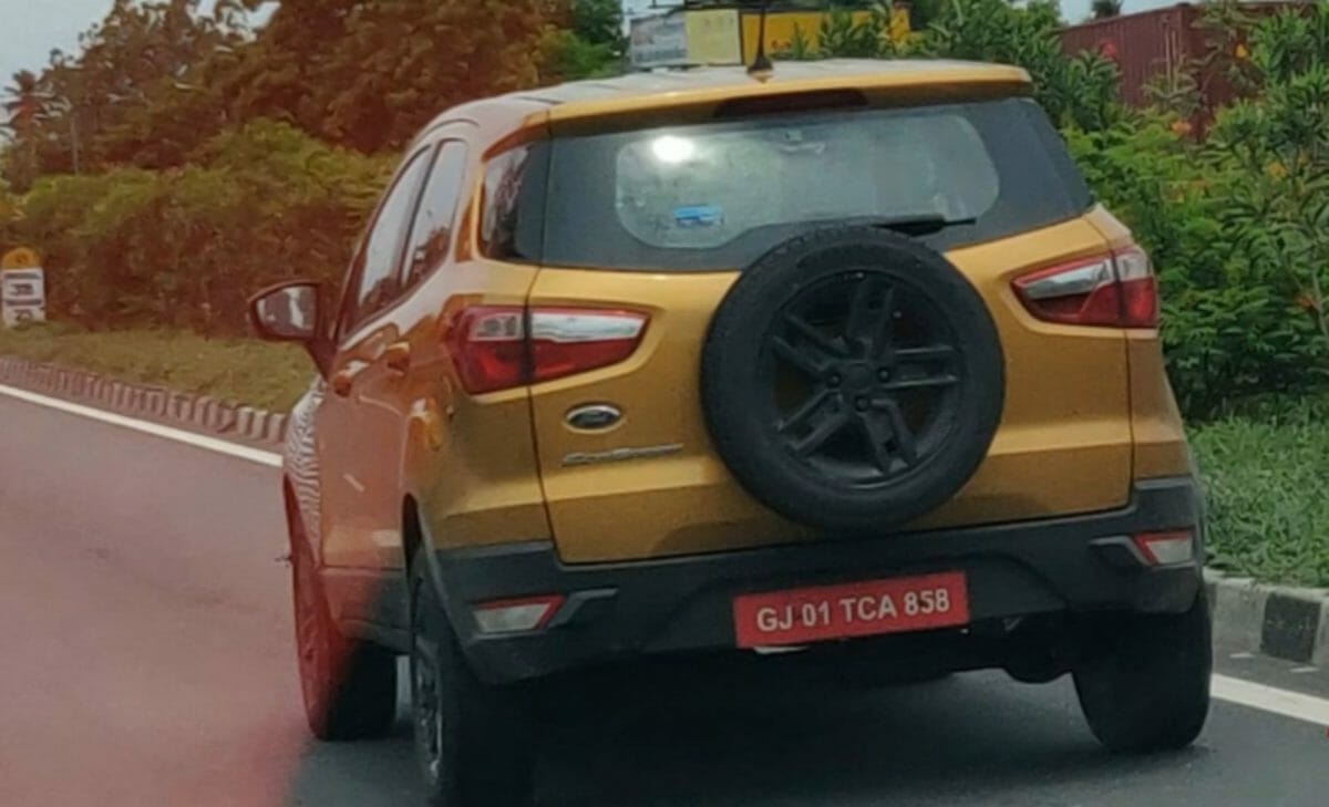 Ford Ecosport Facelift spied
