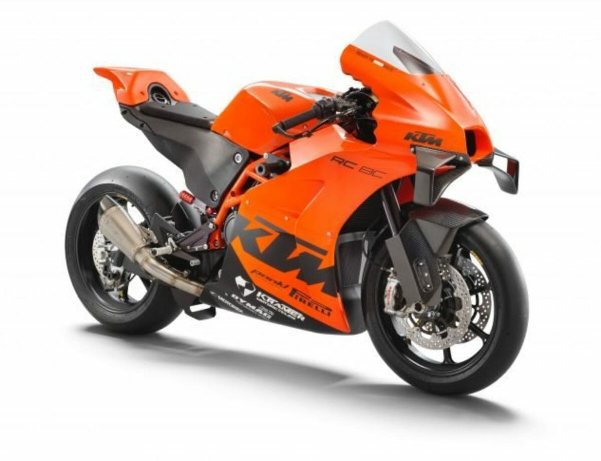 KTM RC 8C (2)