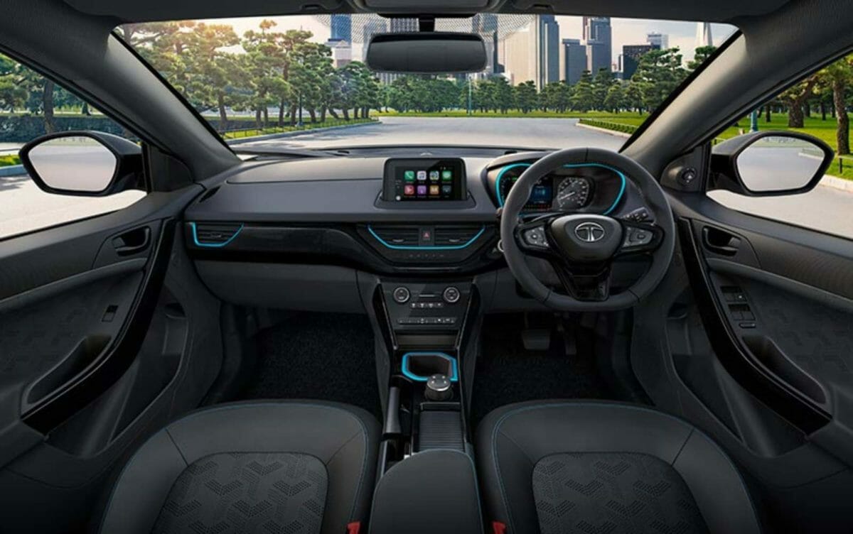 Tata Nexon EV Dark Edition (1)