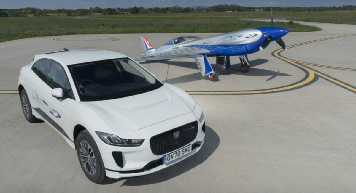 rolls royce plane and jaguar i pace (1)