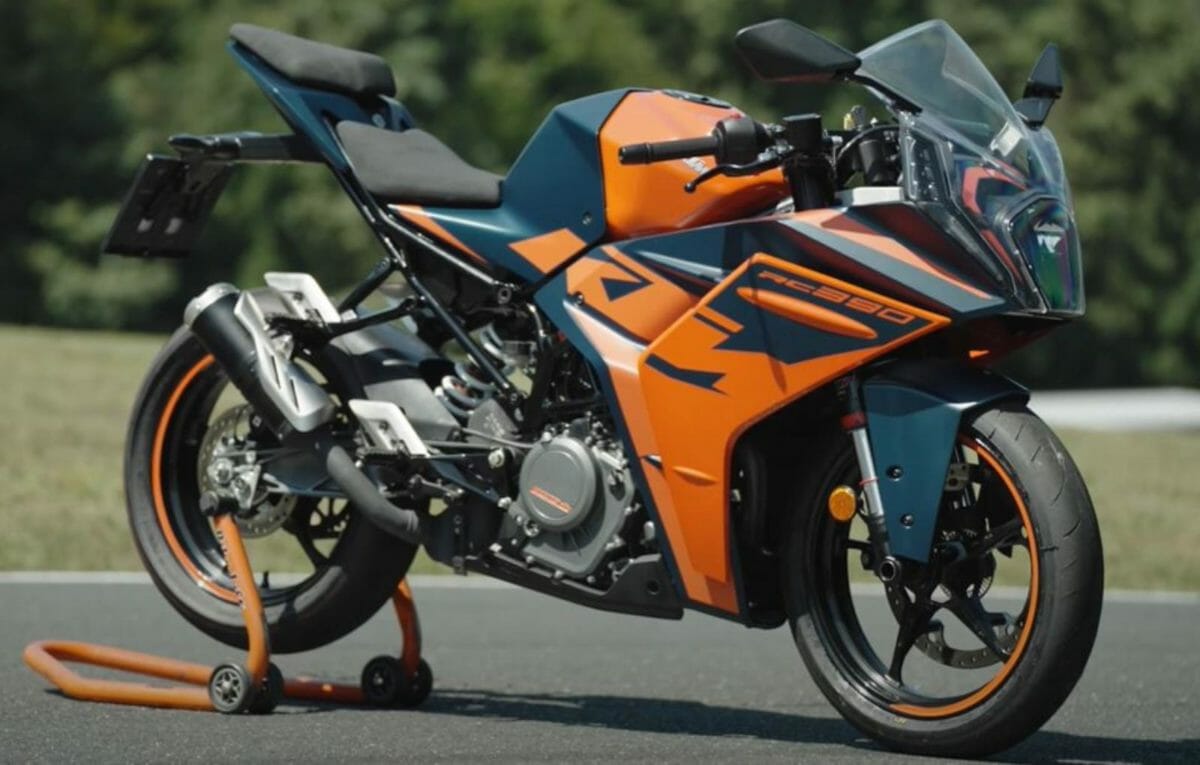 2022 KTM RC 390 Full