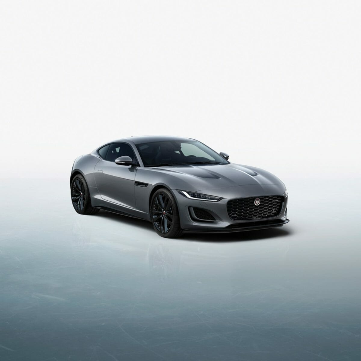 Jaguar F TYPE R Dynamic Black