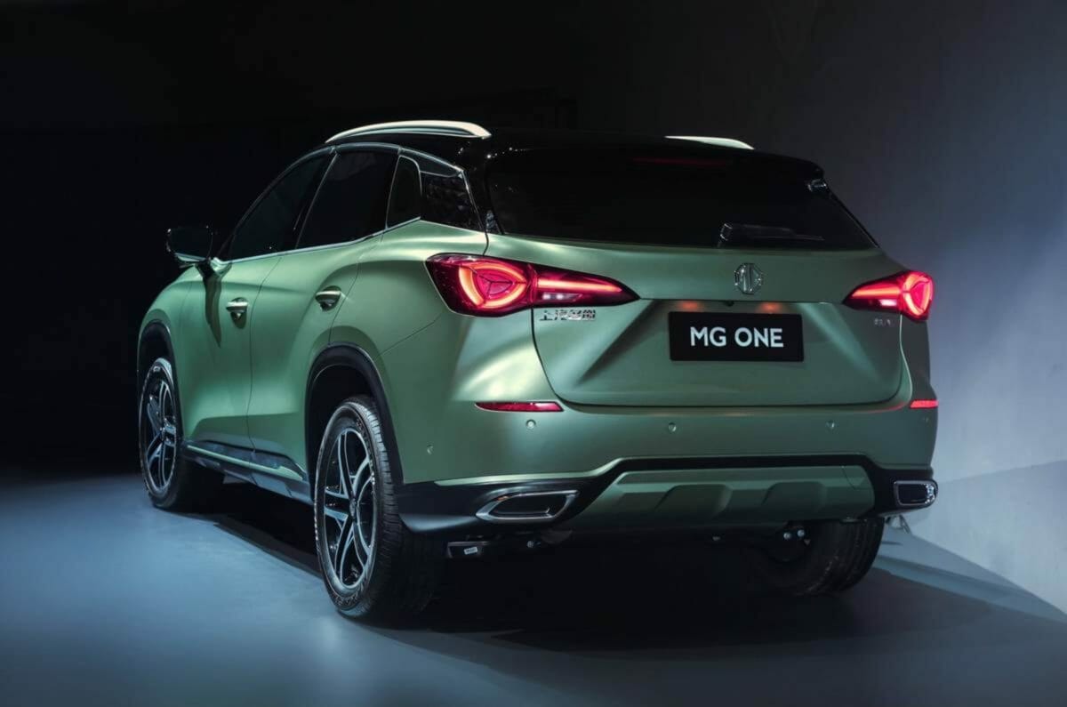 MG one rear (1)