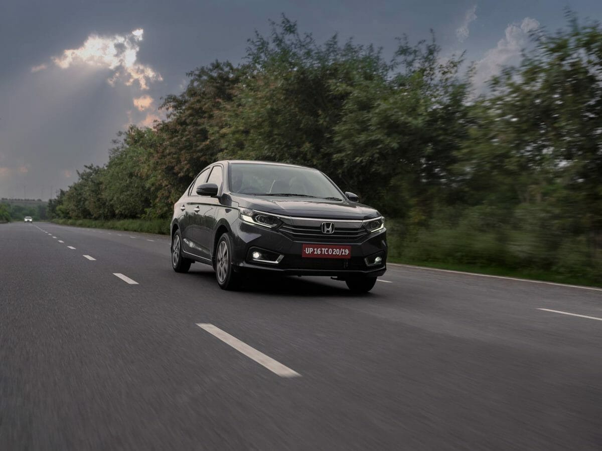 honda amaze facelift rolling