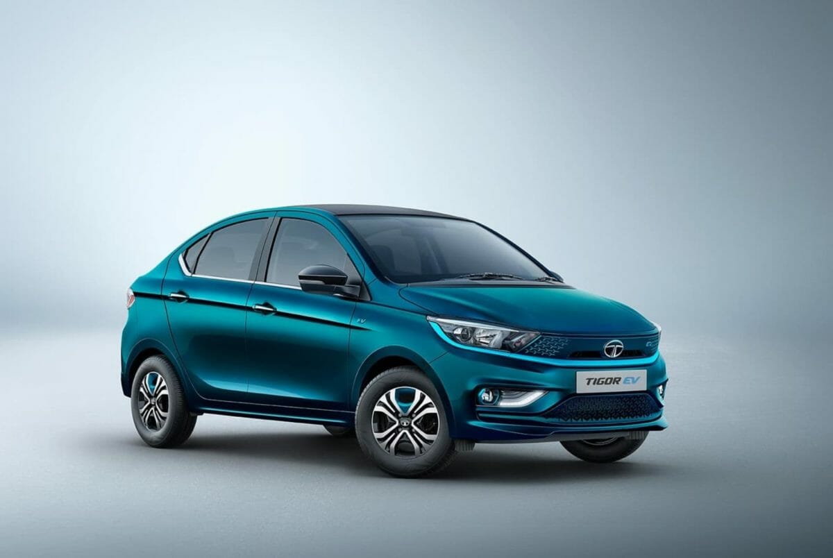 tata tigor ev side