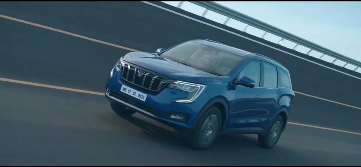 xuv700 reveal rolling