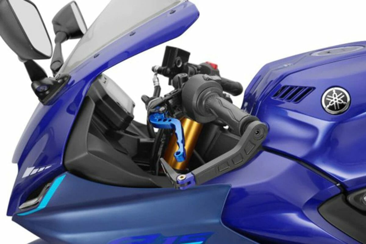 2021 Yamaha R15 V4 Accessories (2)