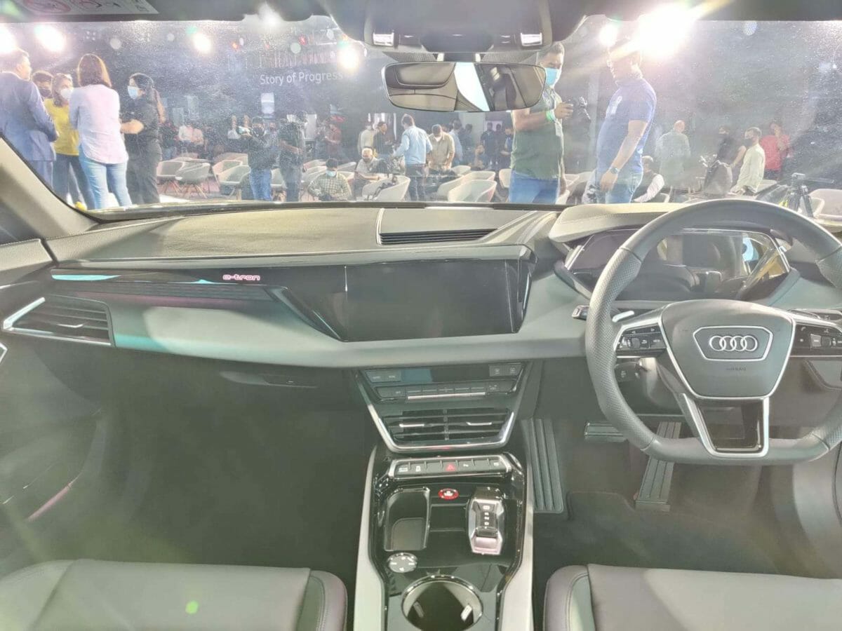 Audi e tron gt launched in India interior (1)